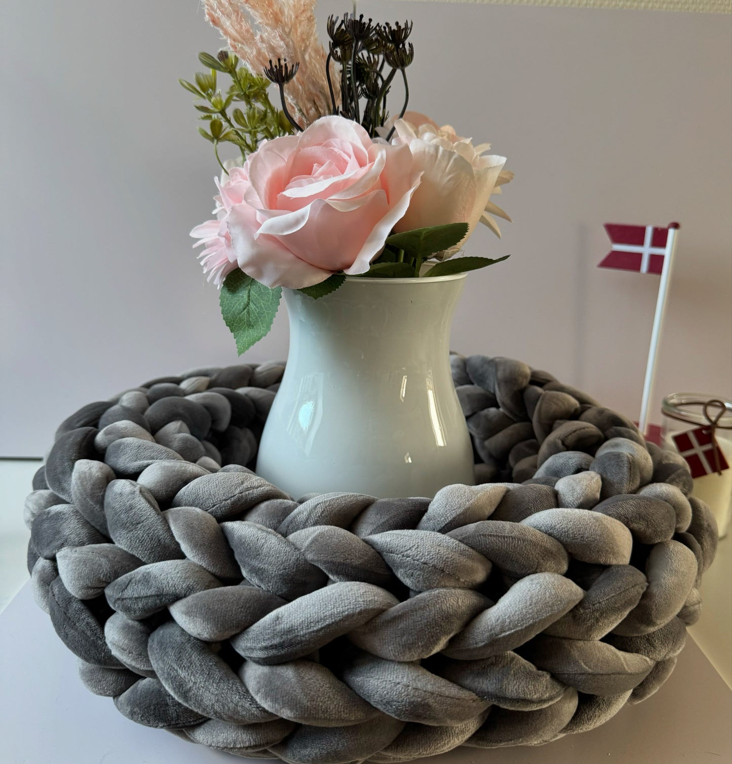 Samtkranz Grau – handgefertigter Tür- & Tischkranz aus Samtgarn – 22cm bis 40cm