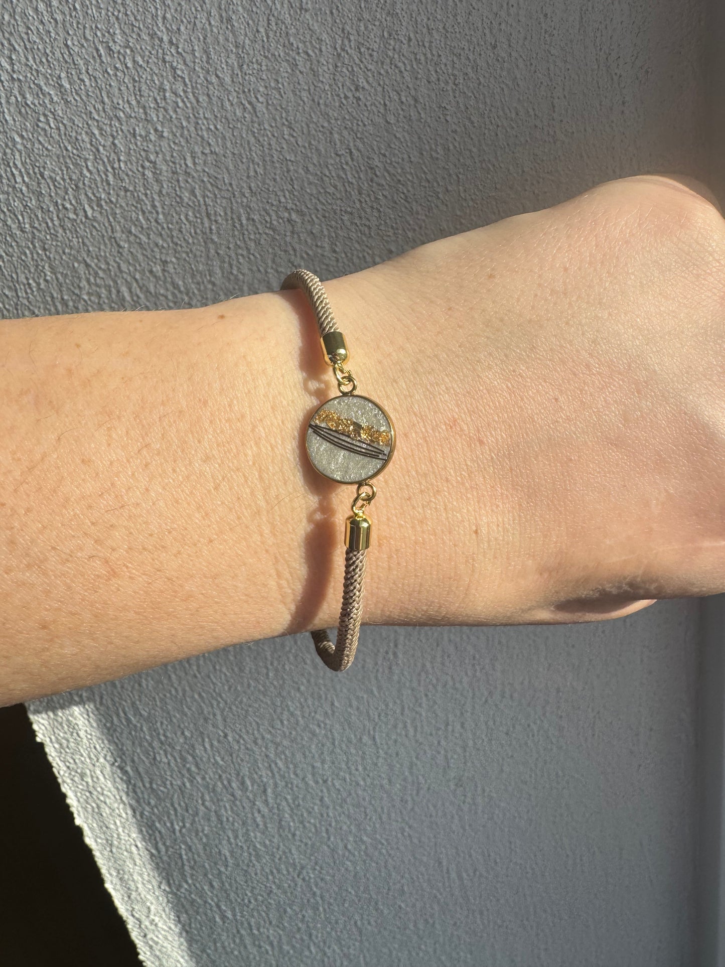 Armband mit Pferdehaar – personalisierter Erinnerungsschmuck Variante 1